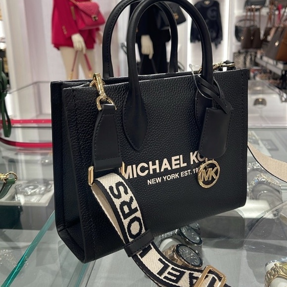 MICHAEL KORS
Mirella Small Pebbled Leather Crossbody Shopper Tote Bag
NWT - Picture 11 of 16